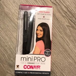 Conair mini pro 1/2 in ceramic flat iron